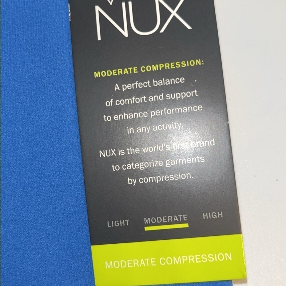 NUX activewear top - Picture 5 of 6